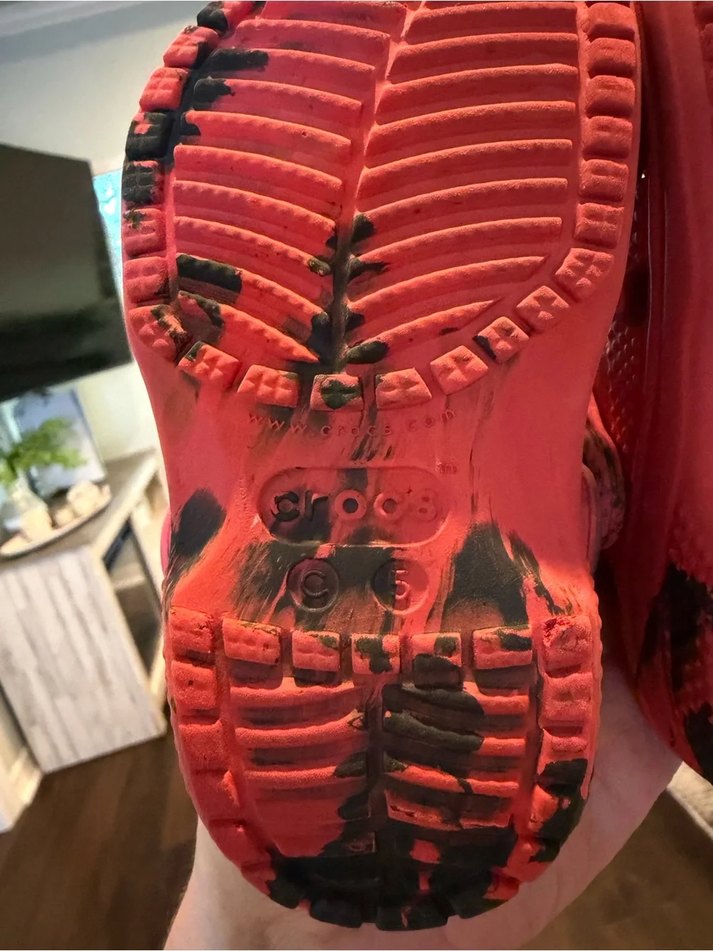 Crocs Kids Size 5 Red Black Graphic Classic Clogs
